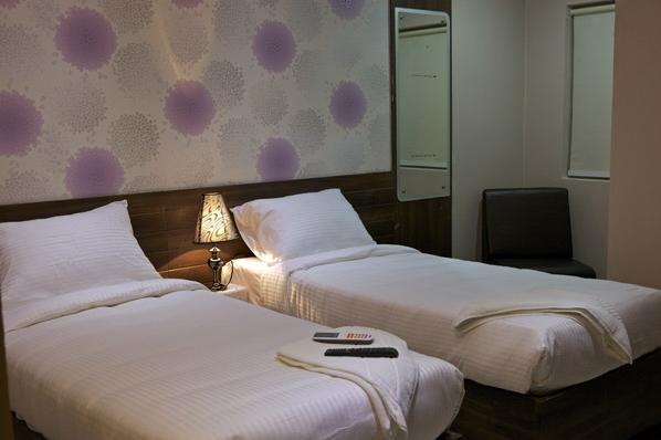 Oyo 17375 My Place Kondapur Hicc 海得拉巴 外观 照片