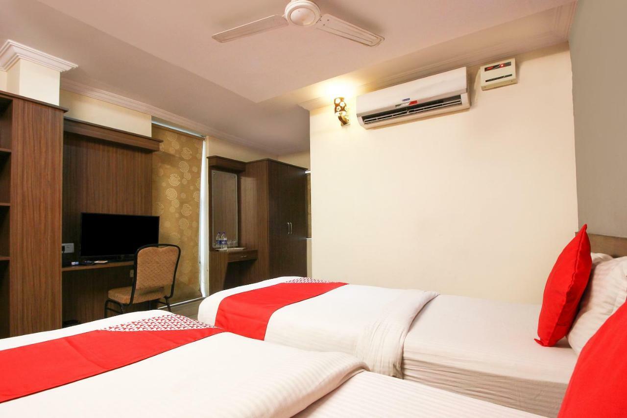 Oyo 17375 My Place Kondapur Hicc 海得拉巴 外观 照片