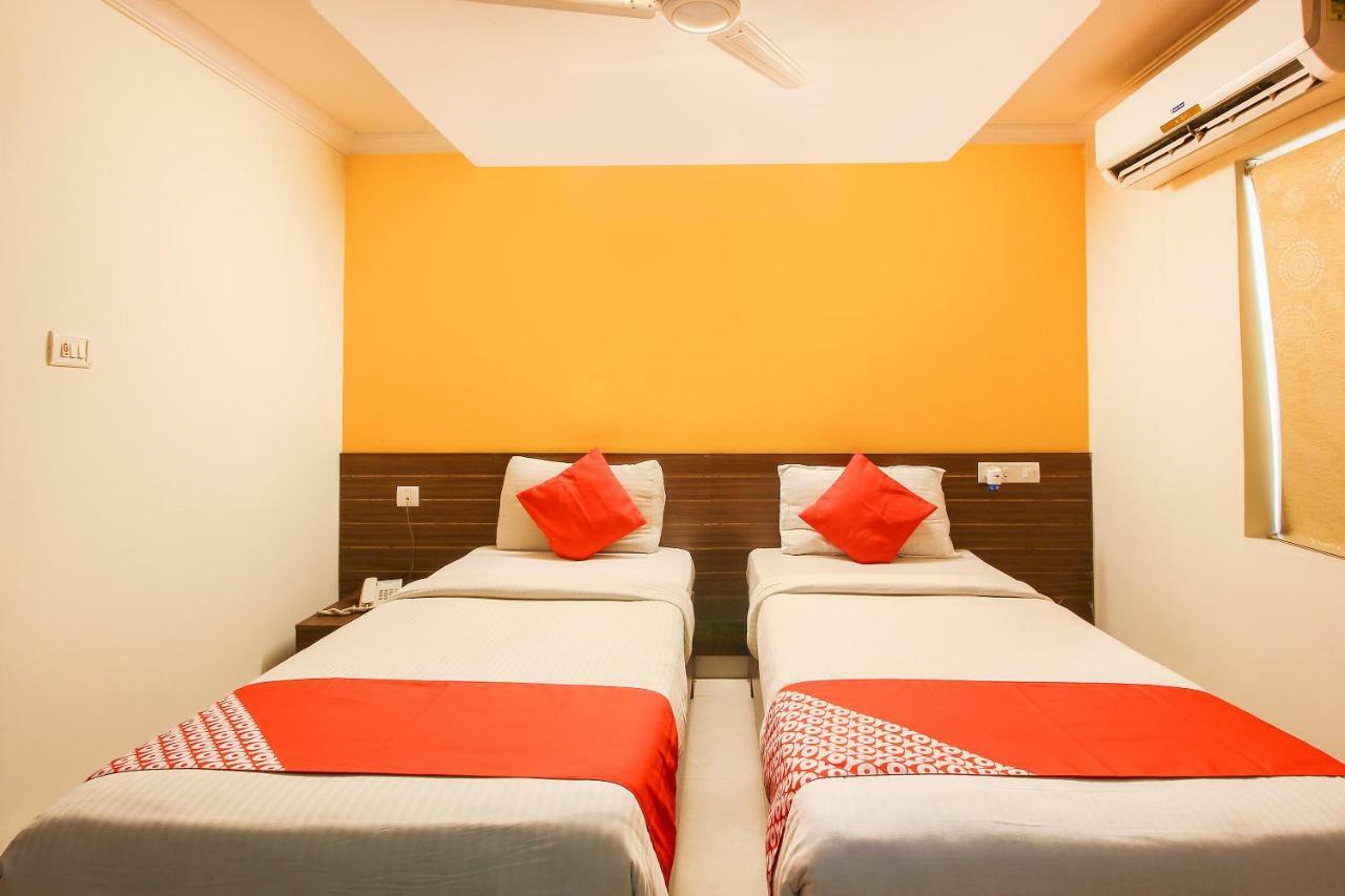 Oyo 17375 My Place Kondapur Hicc 海得拉巴 外观 照片