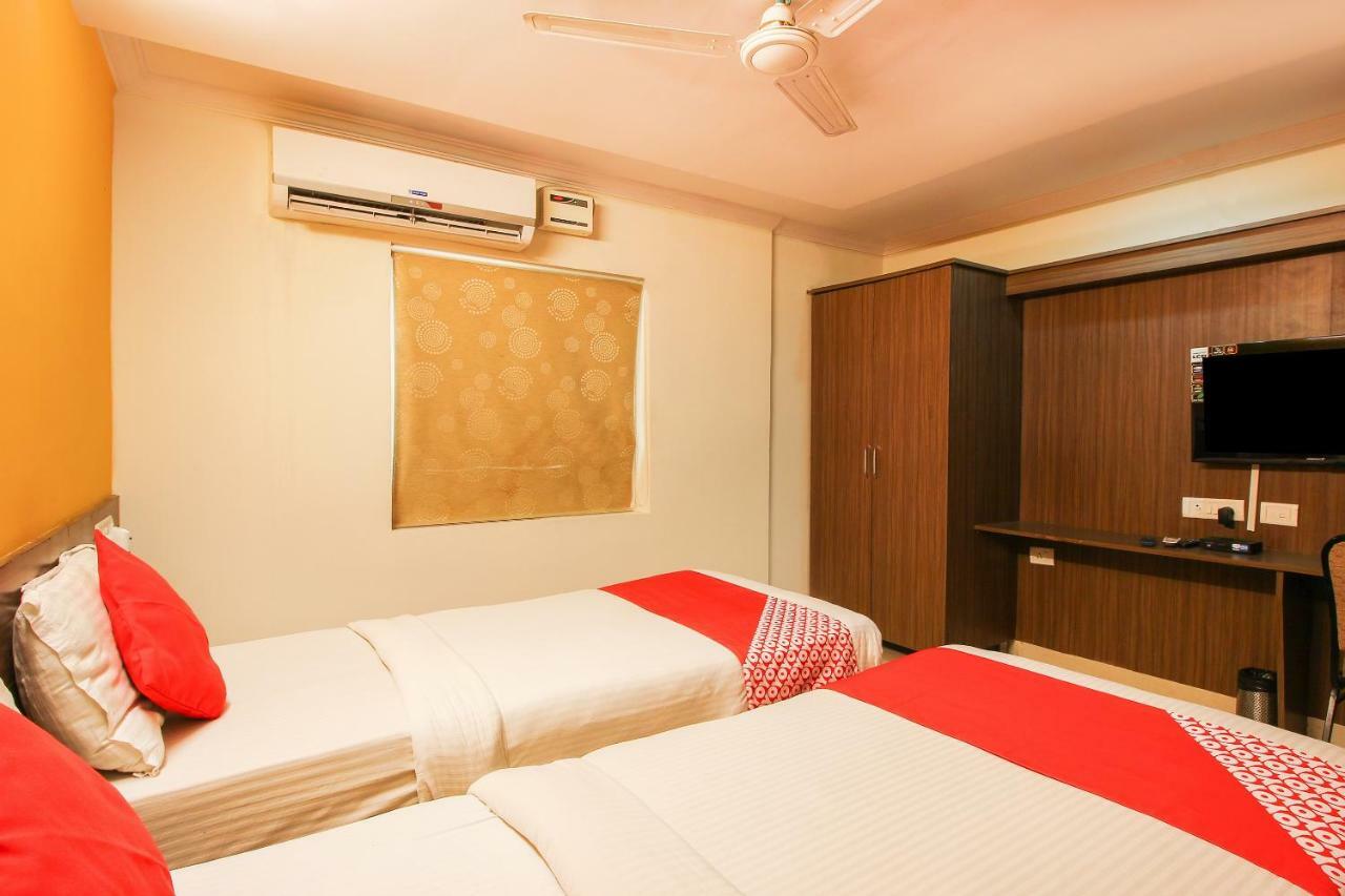 Oyo 17375 My Place Kondapur Hicc 海得拉巴 外观 照片