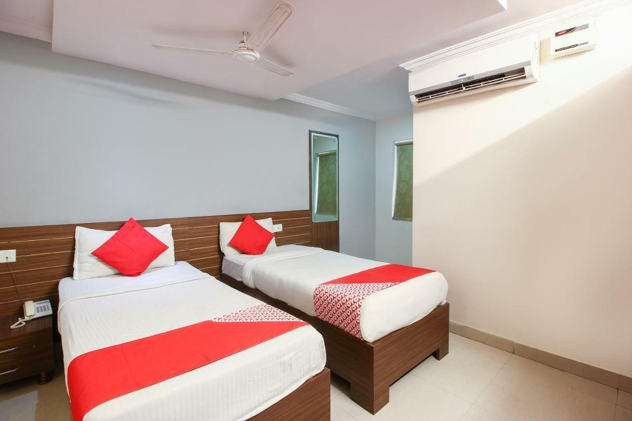 Oyo 17375 My Place Kondapur Hicc 海得拉巴 外观 照片