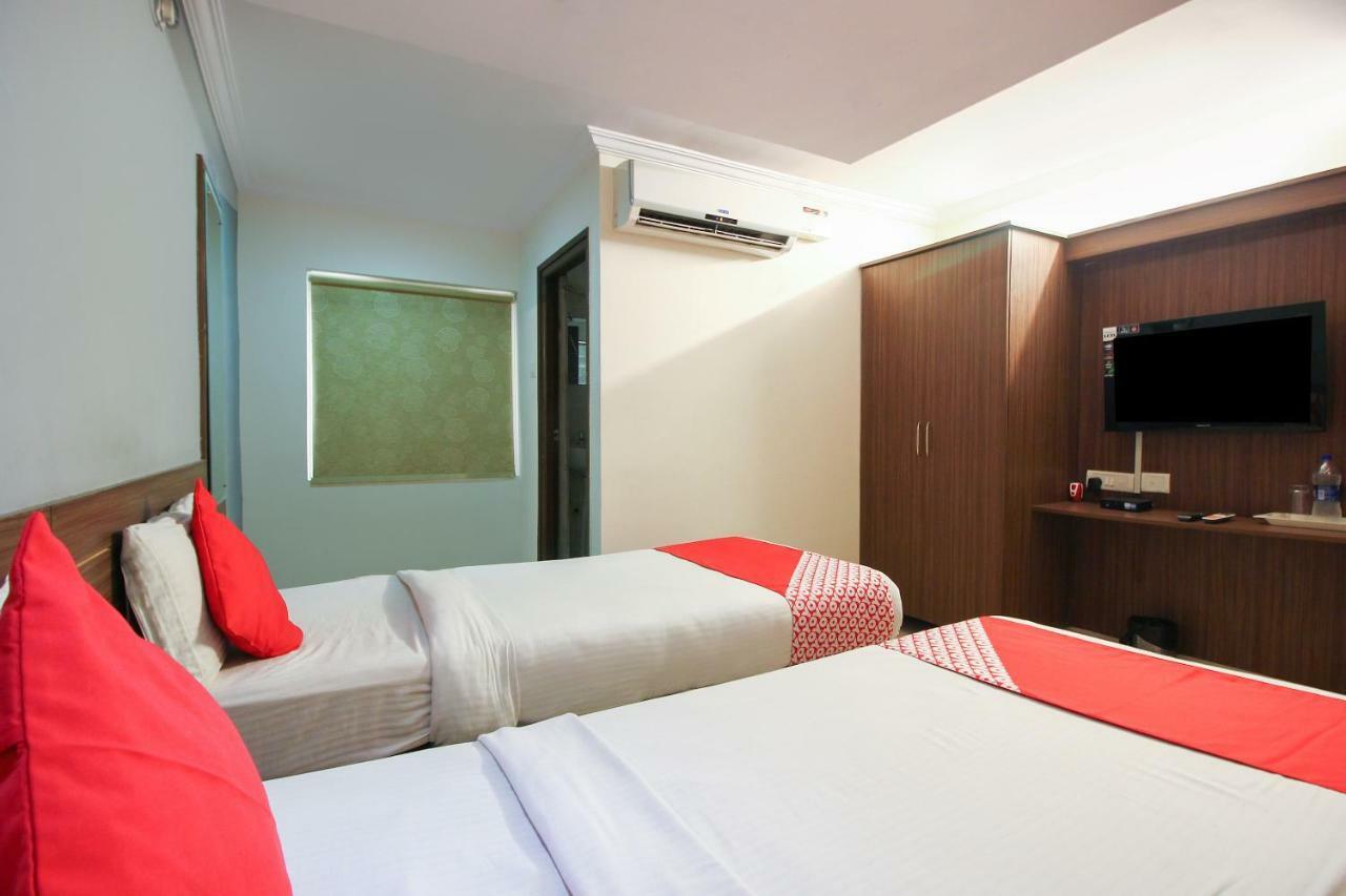 Oyo 17375 My Place Kondapur Hicc 海得拉巴 外观 照片